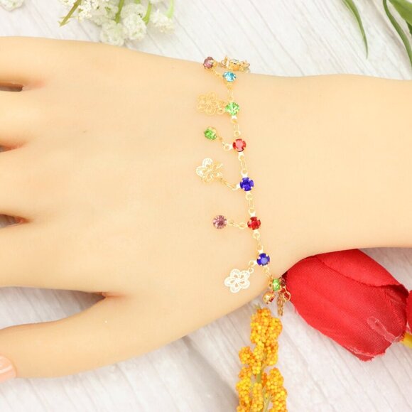 "Trendy Handmade Bracelet – A Thoughtful Gift for Girls & Women | UNVRC1203 - Picture 3 of 10
